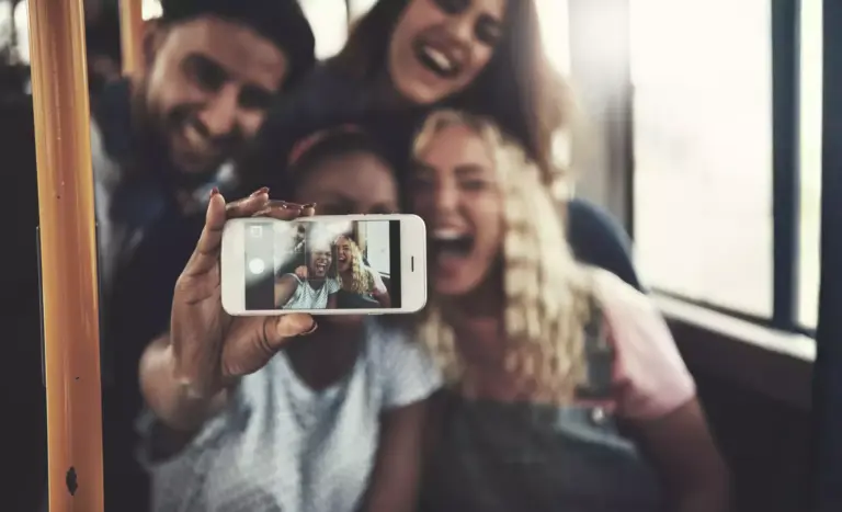 Freundschaft ohne beste Freunde