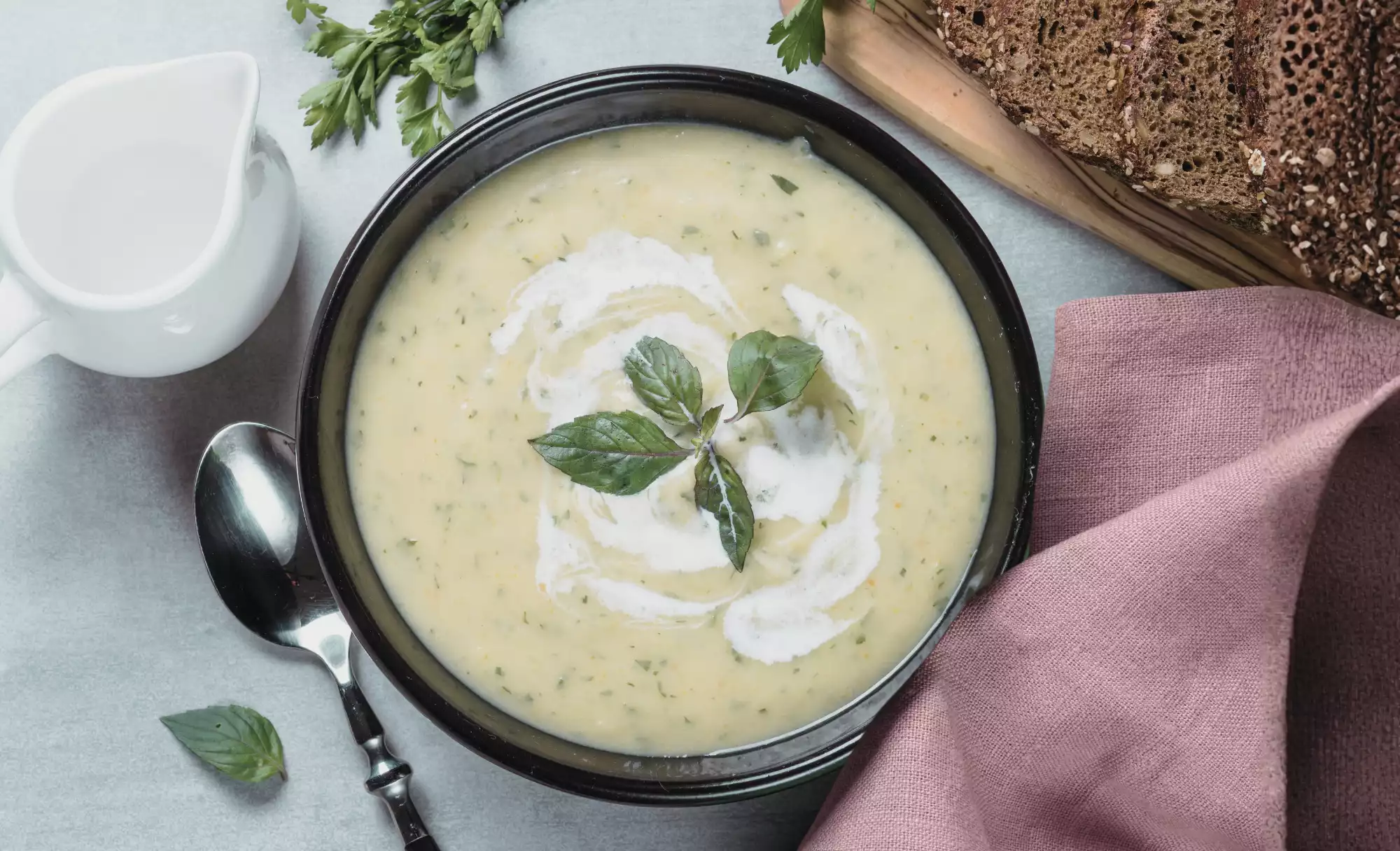 Zucchini-Suppe